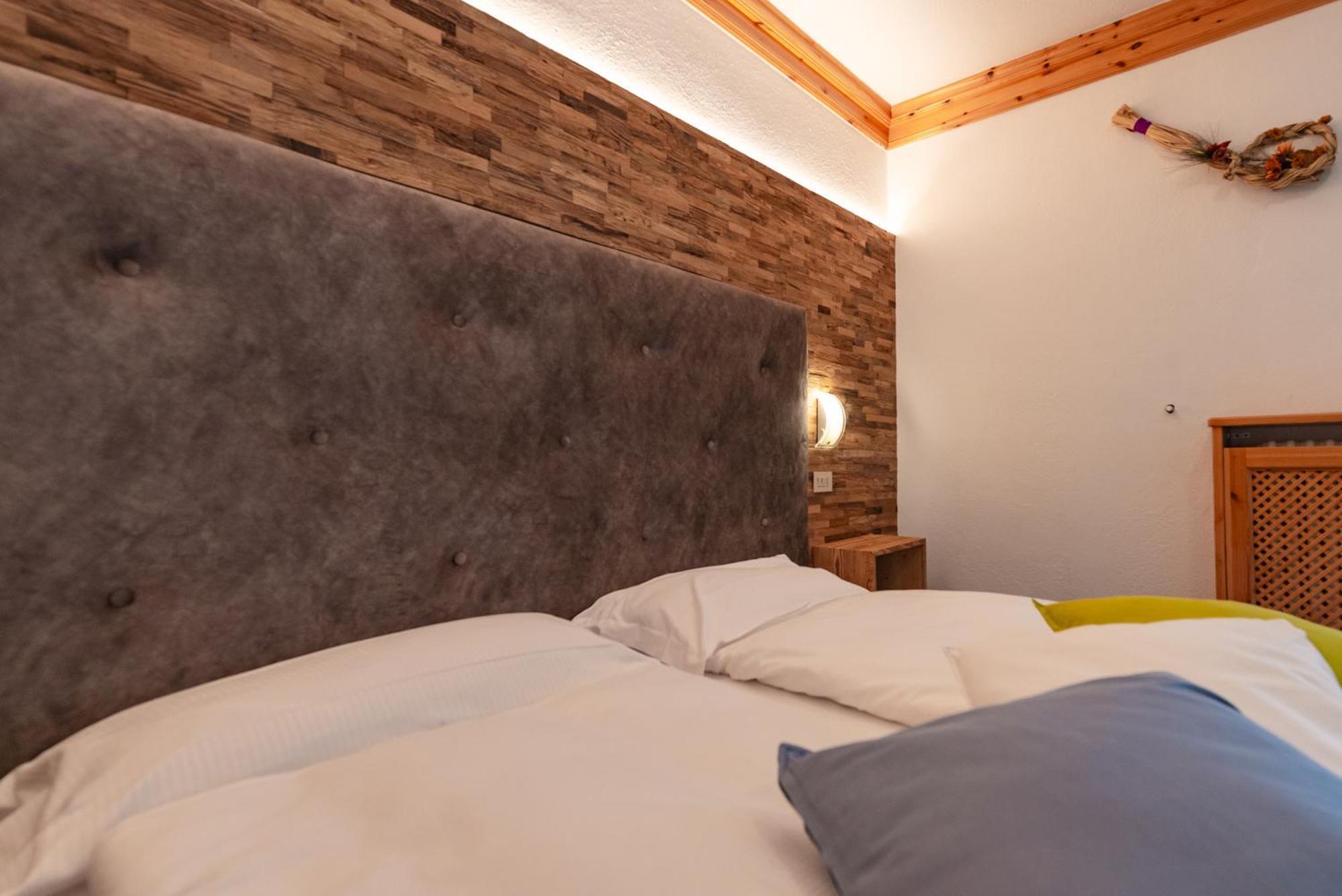 Hotel Ciamol Campitello di Fassa Bagian luar foto